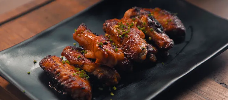 Alitas picantes con paprika