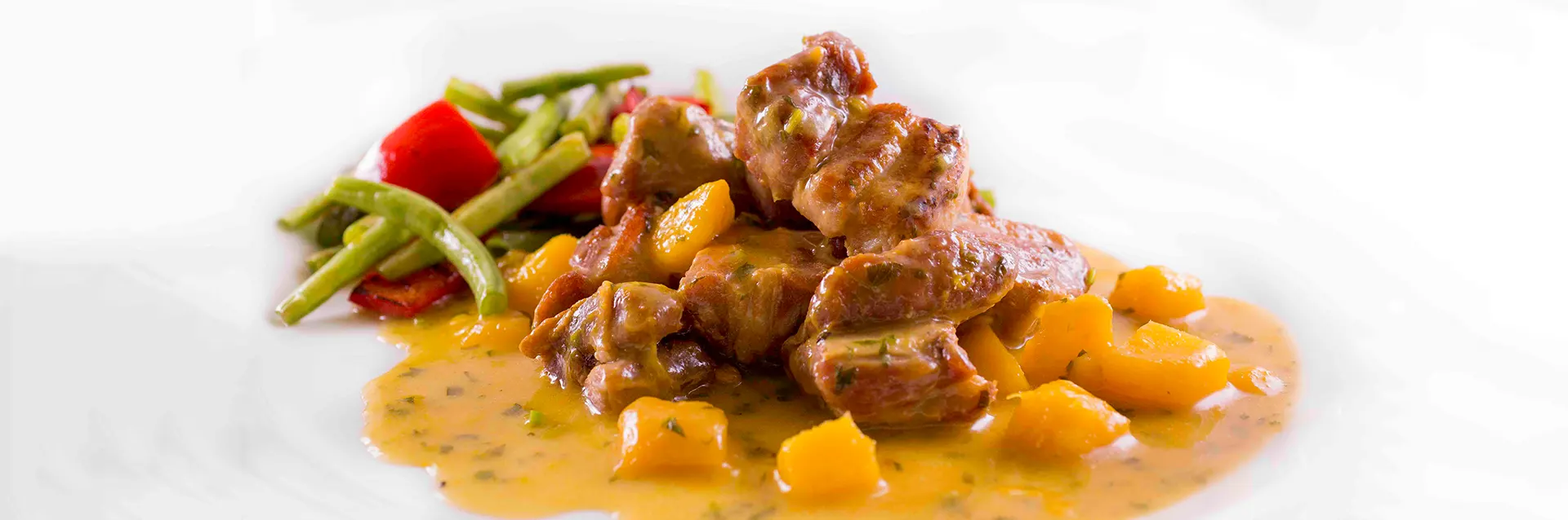 Recorte 80/20 con mango y cilantro, dale sabor a tu día.