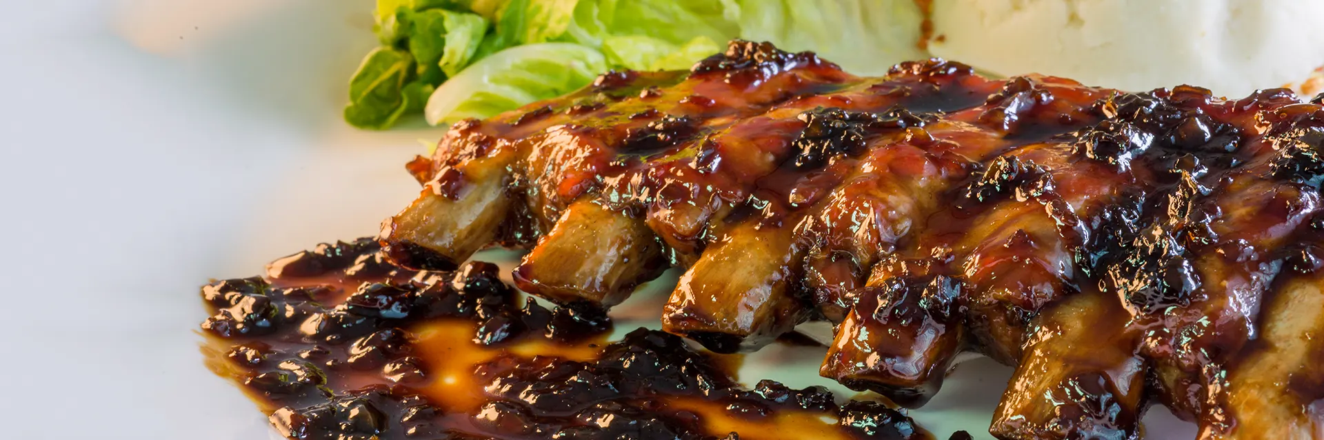 Costillas en salsa Jack Daniels, ¡disfruta un sabor único!