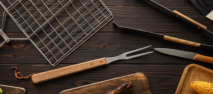 Utensilios para una tarde de carne asada